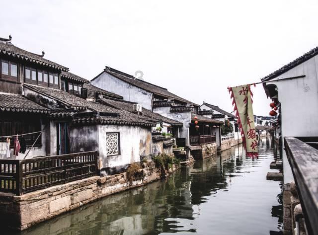 甜美公主的绚丽装扮